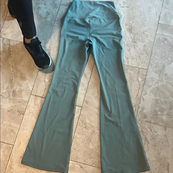 Stylish Teal Flared Pants - Picture 3 of 3
